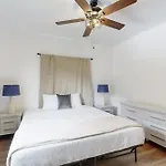 Honolulu Hideaway